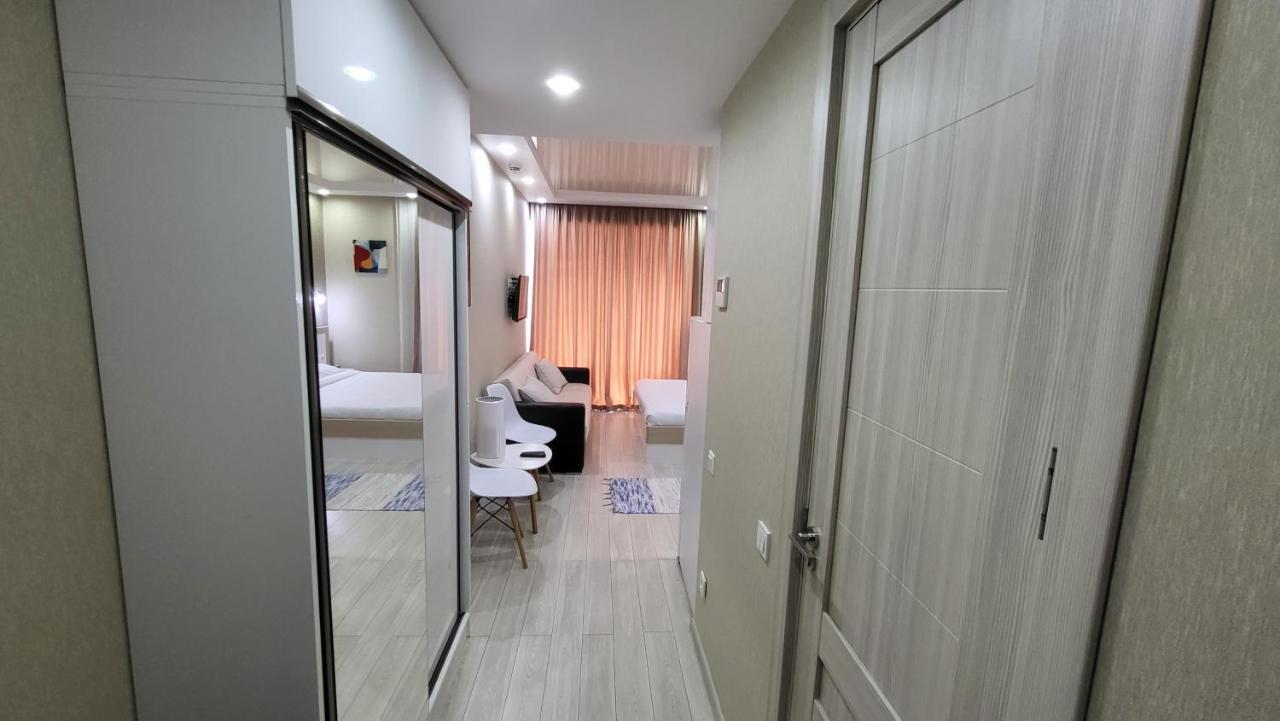 באטומי Seaside Apartments מראה חיצוני תמונה